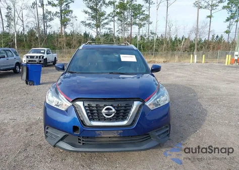 2019 Nissan Kicks Sv z USA, uszkodzony, nr VIN 3N1CP5CU9KL513163